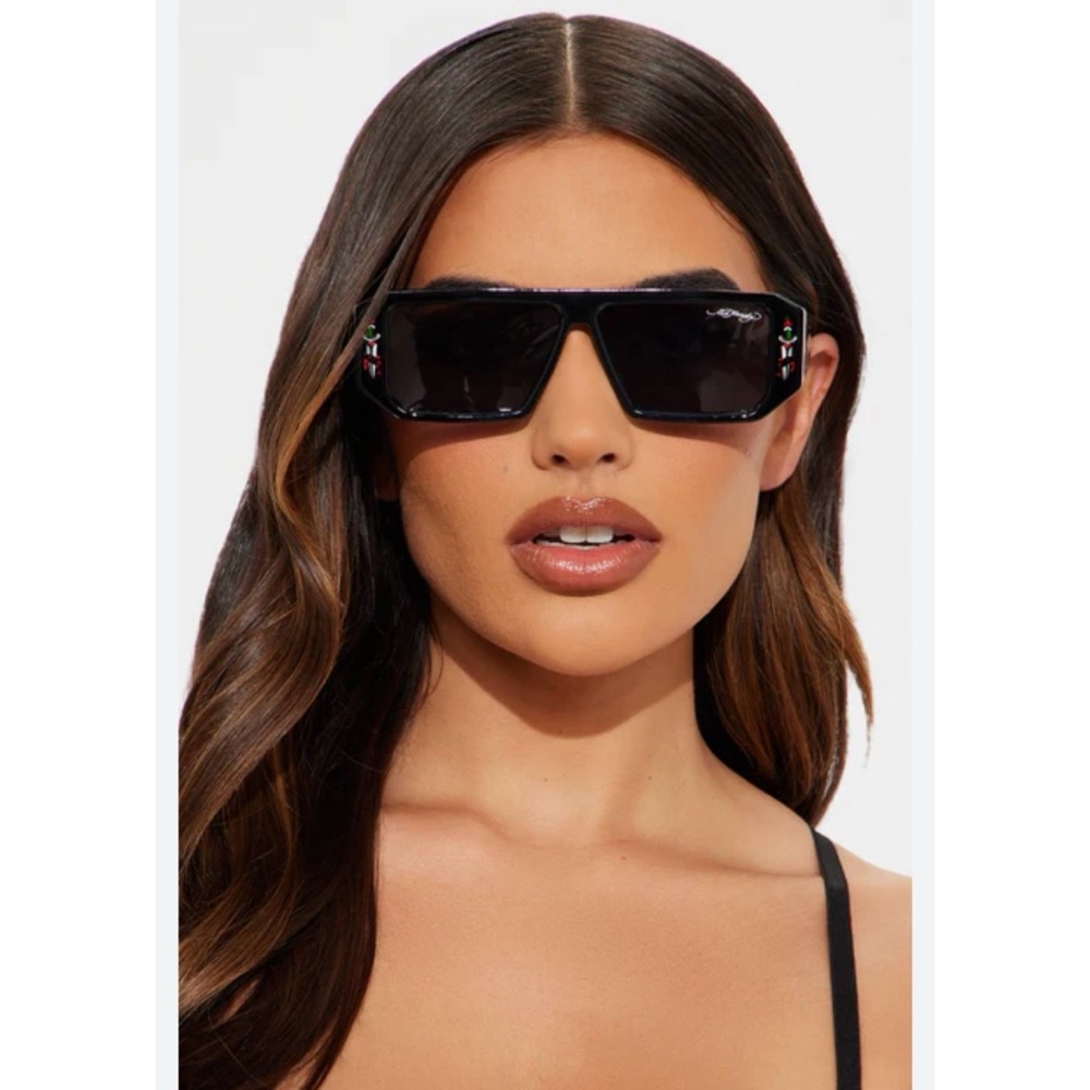 ED HARDY WOMEN LOUD TIGER SHIELD SUNGLASSES BLACK AUTHENTIC TATTOO ART 100% UV